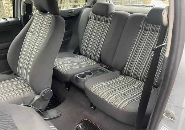 Volkswagen Fox cena 7900 przebieg: 101000, rok produkcji 2006 z Nowe Miasto Lubawskie małe 137